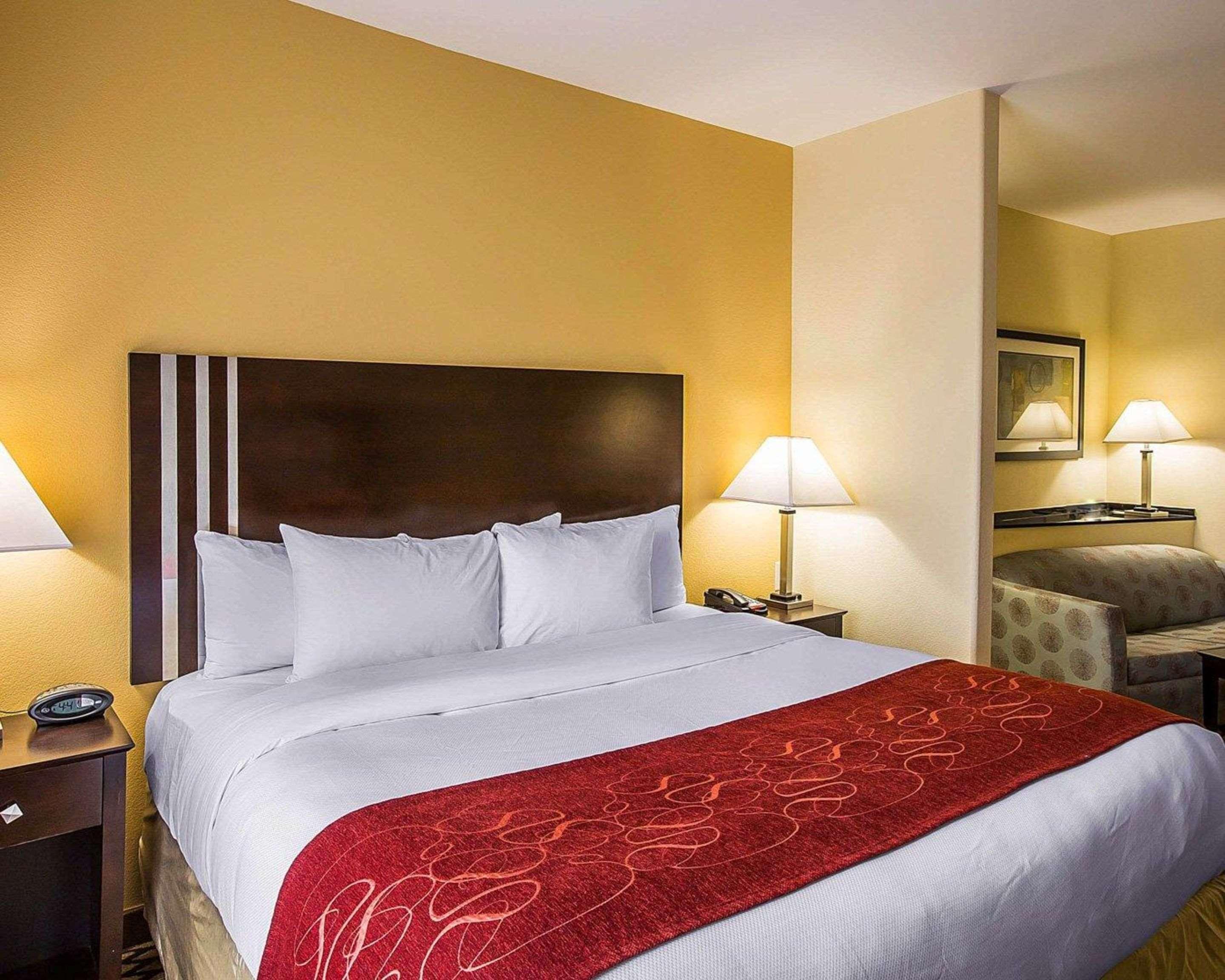 Hotel Comfort - Greenville 3*
